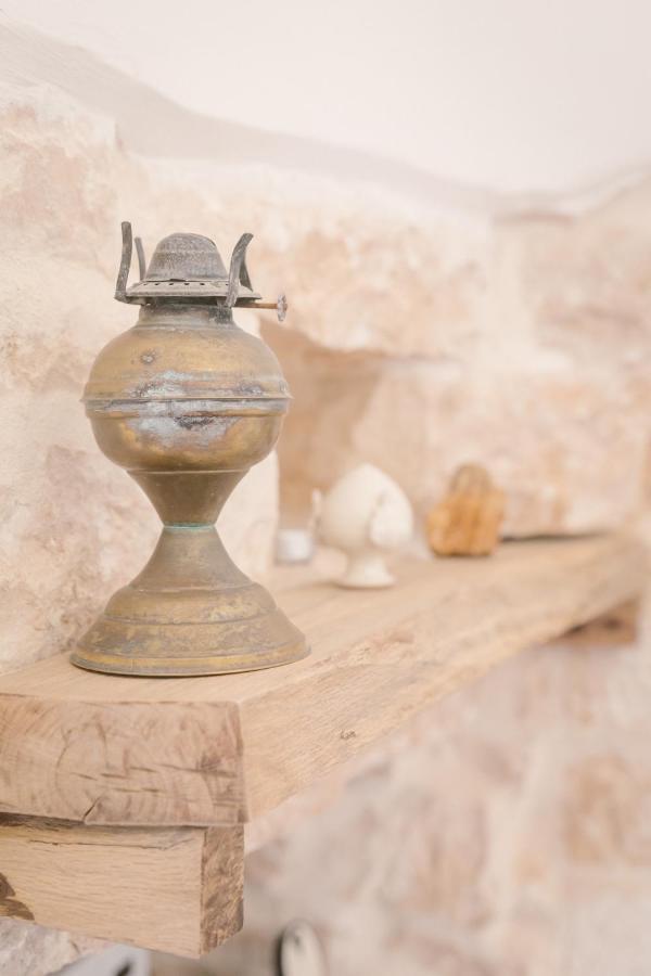 Trulli Harmonia Con Piscina - 알베르벨로 외부 사진