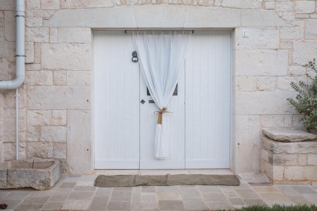 Trulli Harmonia Con Piscina - 알베르벨로 외부 사진